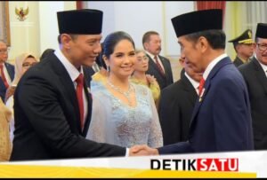 Presiden Tidak Salah Pilih AHY, Kepala BIN Berjabat Tangan