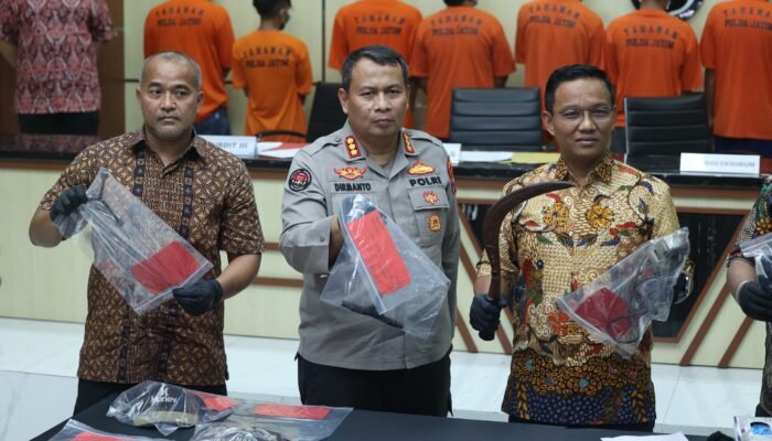 Polda Jatim Amankan 11 Tersangka Curanmor, Ketua Komplotan yang Serang Polisi Diberi Tindakan Tegas Terukur