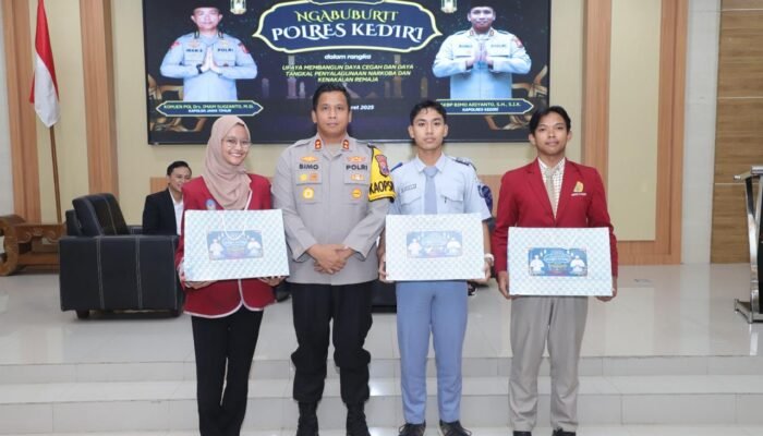 Gelar Ngabuburit, Polres Kediri Ajak Pelajar Perangi Narkoba