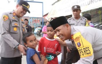 Kapolres Simalungun Berbagi Takjil Gratis, Wujudkan Kepedulian Selama Bulan Ramadhan
