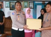 Kapolres Blora Wujudkan Kepedulian, Beri Tali Asih untuk Anggota Satlantas yang Rumahnya Terbakar di Jepon