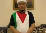 Ketua Presidium Front aliansi Umat Islam Bersatu Jateng-DIY Kecam Aksi Kelompok Anarko Sandera Polisi Saat Demo