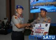 Syukuran HUT Korps Polairud ke-75, Kapolda Kalteng Dianugerahi Brevet Bhayangkara Bahari Sekaligus Beri Penghargaan 2 Personel Berprestasi