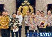 Respons Tegas Polri: Jenderal Pol. Listyo Sigit Prabowo Umumkan Penetapan Tersangka Pembalakan Liar Pemicu Banjir Sumatera