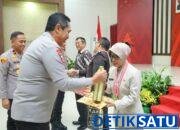 Air Mata dan Apresiasi di Mapolda Sulsel: Kapolda Hantar Purnawirawan 73 Personel Polri Memasuki Masa Purnabakti T.A. 2025