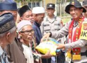 Wujud Kepedulian Negara, Kapolda Aceh Salurkan 300 Kasur dan Sembako di Aceh Tenggara