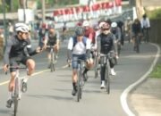 Gowes Gocapan Lodaya: Kapolda Jabar Irjen Pol. Rudi Setiawan Pimpin Rombongan Jelajah 46 KM Finish di Mapolres Sumedang