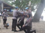 Resmi Ditutup, Kadiv Propam Polri Pimpin Upacara Pembaretan 63 Bintara Remaja di Pantai Carita