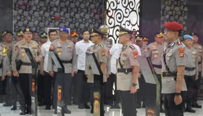 Kapolda Jabar Pimpin Sertijab Pejabat Utama dan Lantik Dir Res Siber Baru